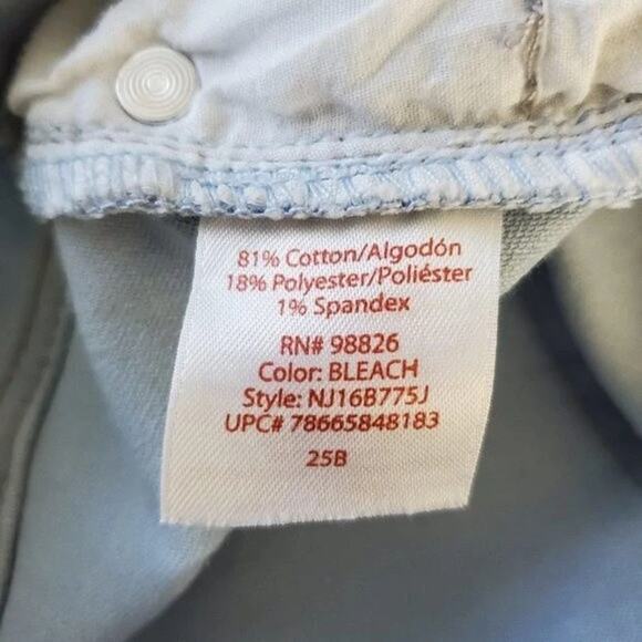 No Boundaries Skinny Jeans Womens Size 11 Light Wash Blue Stretch Denim Mid Rise - Picture 8 of 9